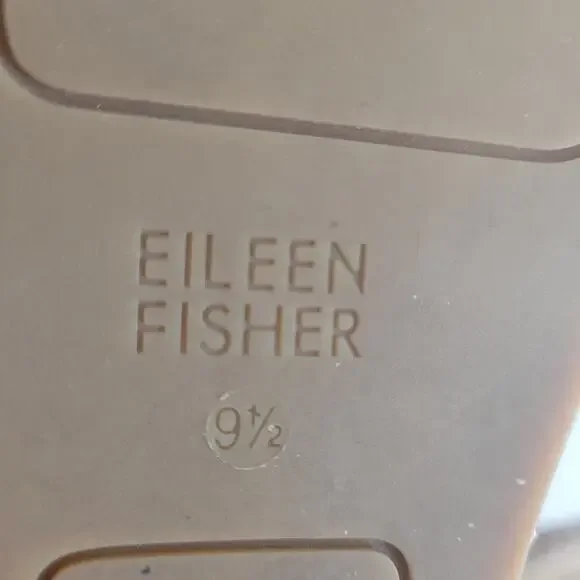 Eileen Fisher Coy Leather Closed-Toe Espadrille Flat in Beige Pewter, Size 9.5 - Picture 11 of 12
